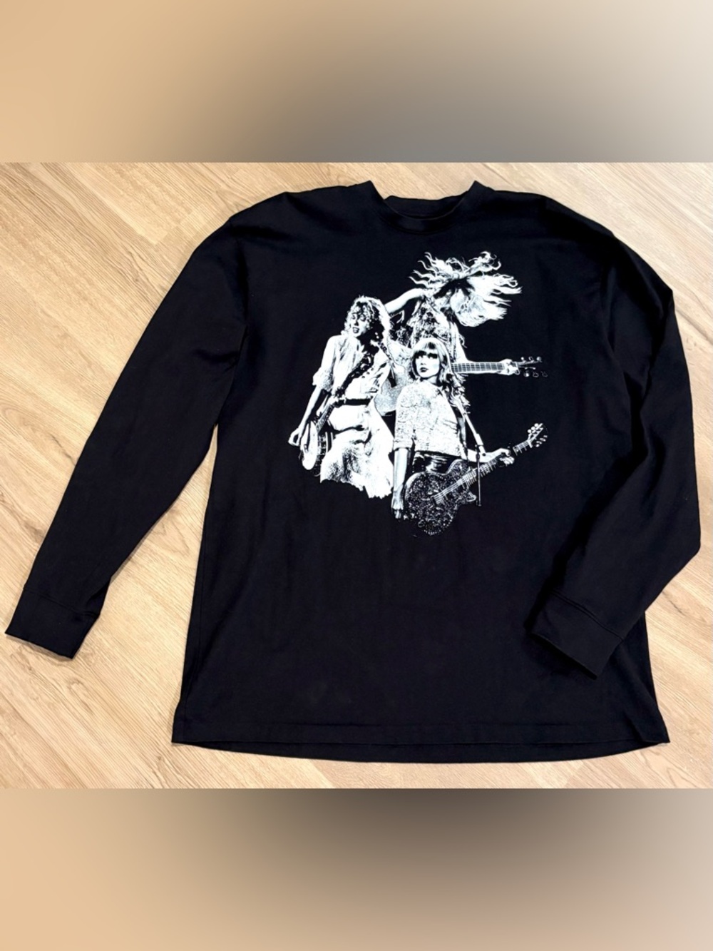 Taylor Swift Unisex XXL Black Long Sleeve T-Shirt 2023 Eras Tour Official Merch